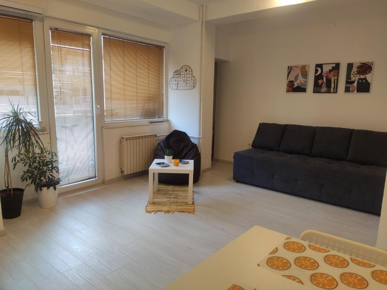 City Center White Apartment! Скопие Екстериор снимка