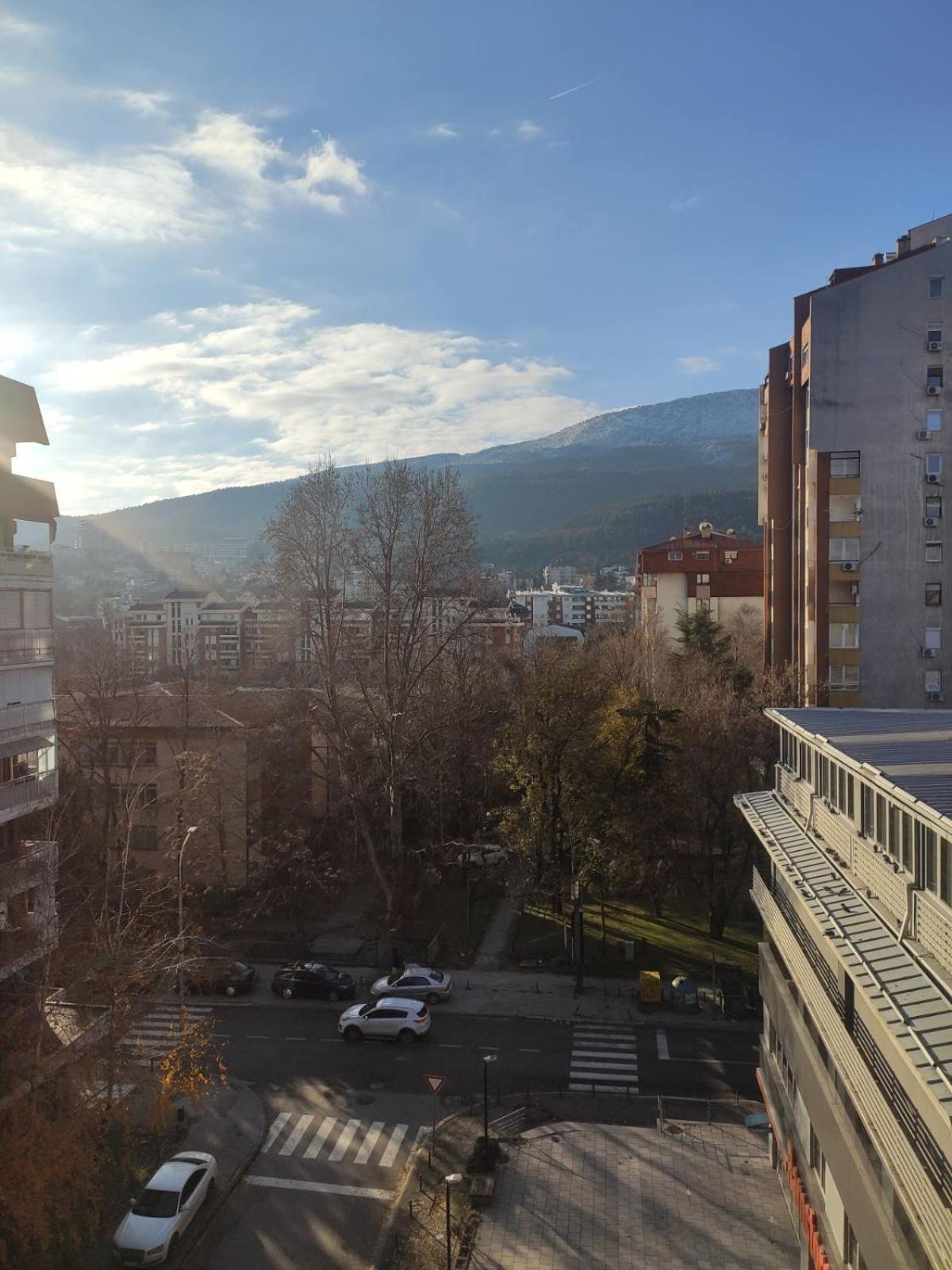 City Center White Apartment! Скопие Екстериор снимка