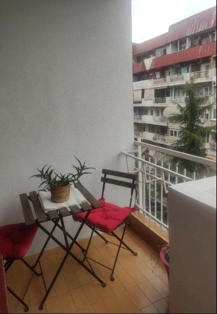 City Center White Apartment! Скопие Екстериор снимка